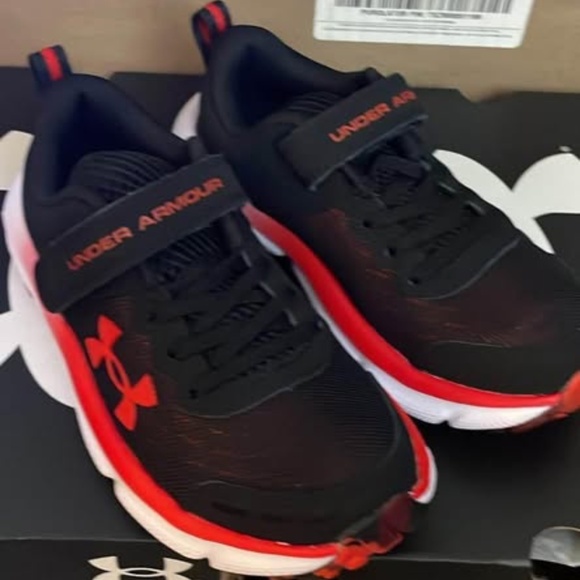 BRAND NEW boy youth under armour bps assert velcro shoes size 11 & 13 K - Picture 9 of 9